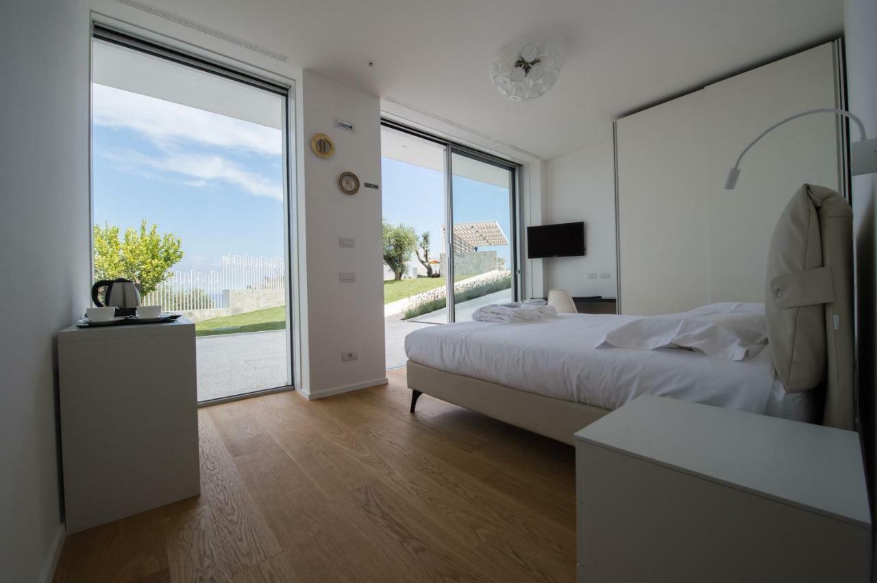 B&B Capo Torre Resort & Spa Albisola Superiore Kültér fotó